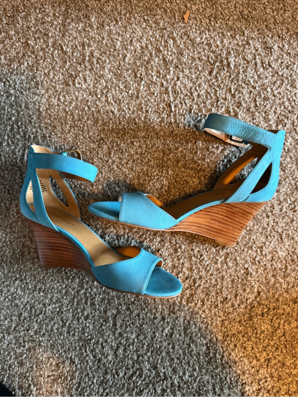 Women’s Ankle-Strap Wedge Sandals in Turquoise